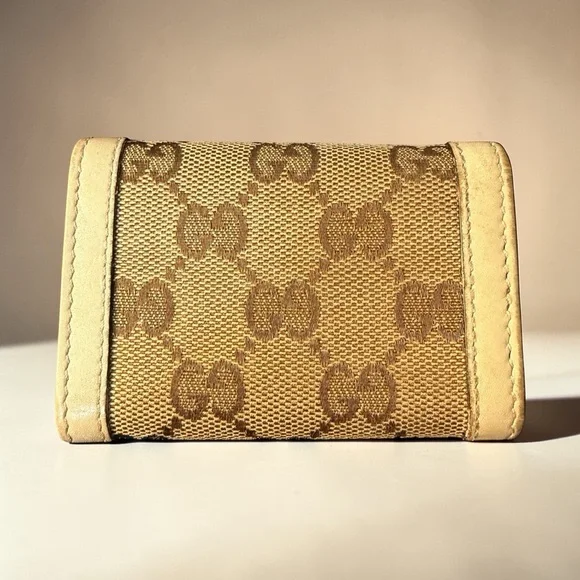 Gucci Sukey GG Canvas 6-Ring Key Case (A288) - Picture 3 of 8